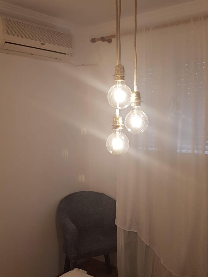 Eleni Apartment *